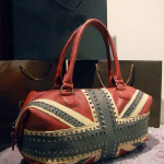 [grdx00993]Classic restro shoulder bag with personal rivet